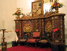 Detall del retaule del Santuari de Pin�s